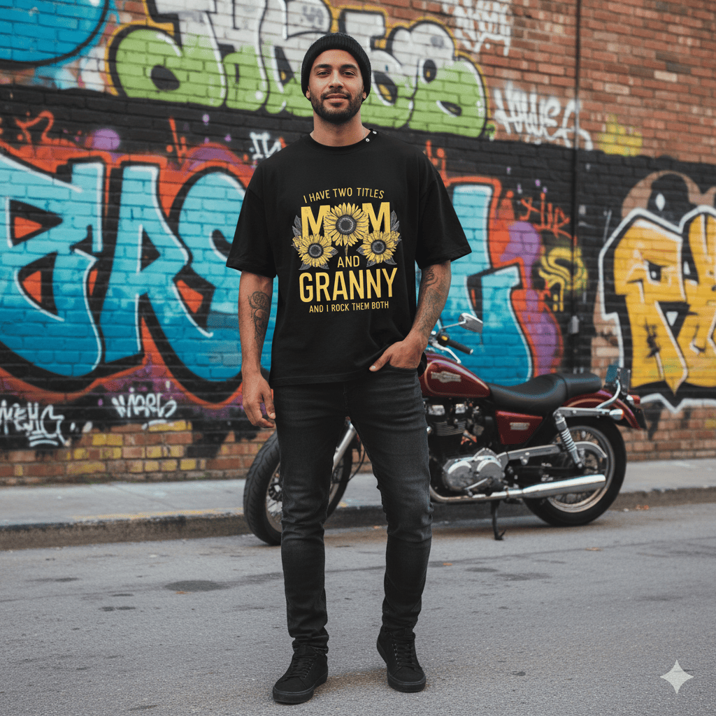 JEVPE men's oversized sunflower graphic T-shirt with vintage casual style, featuring "Mom & Granny" design on soft fabric.
