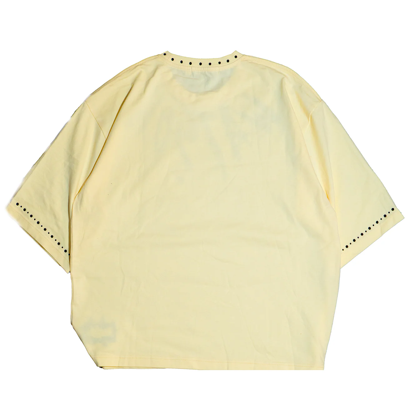 Beige JEVPE graffiti text oversized streetwear T-shirt with rivet detail, casual fit and bold graphic design.