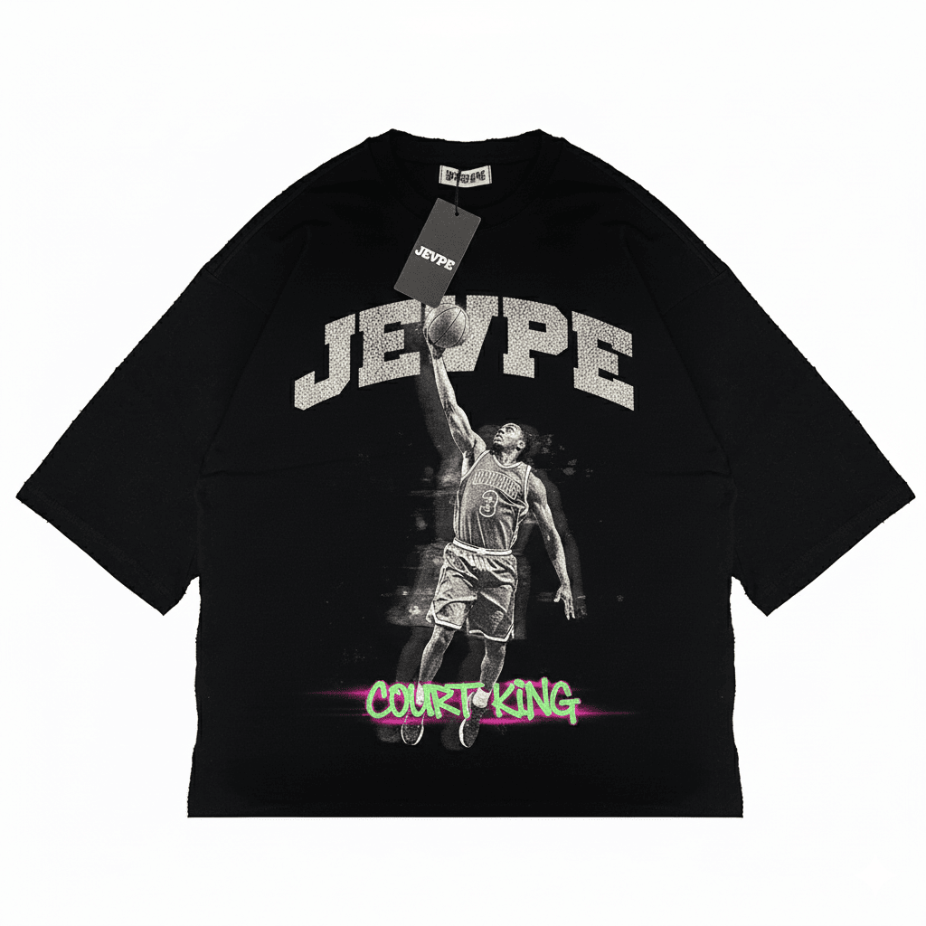 JEVPE black oversized basketball graphic t-shirt with "Court King" vintage streetwear style, featuring bold sports-themed design.