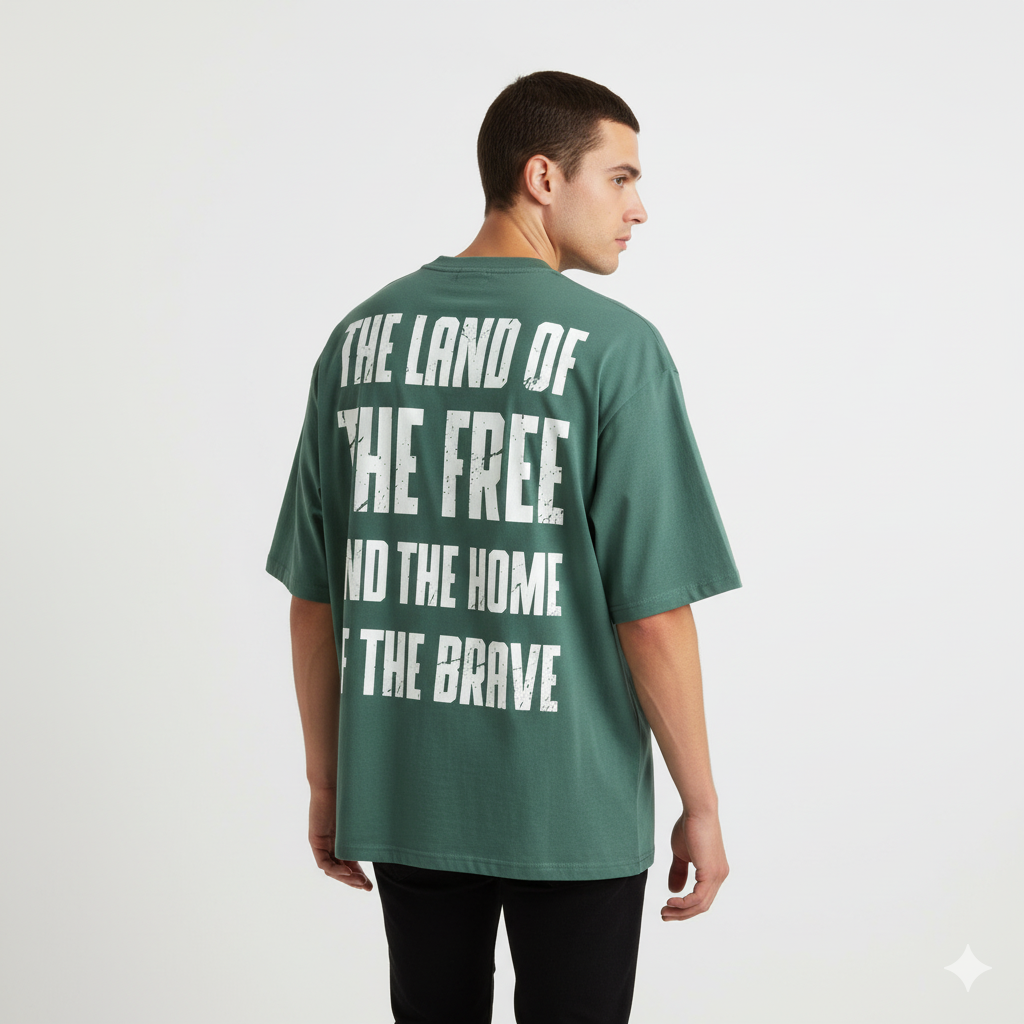 JEVPE cyberpunk neon city green cropped T-shirt with rivet details, streetwear style, featuring vibrant urban cityscape design.